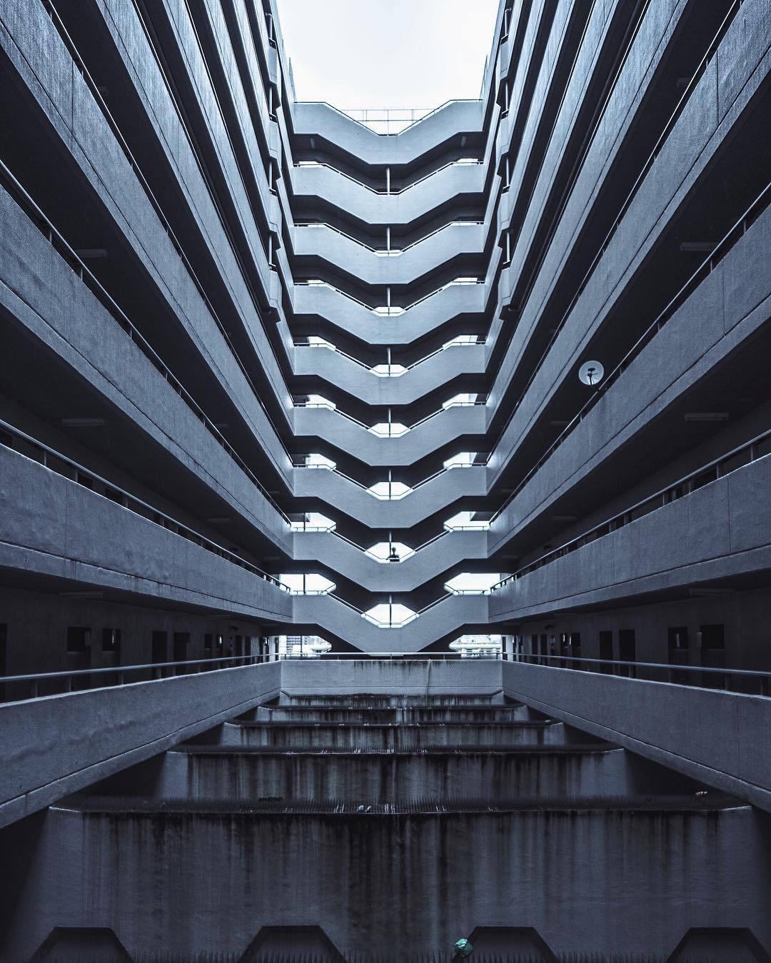 Archillect ID 96594