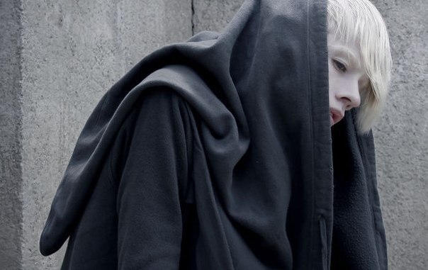 Archillect ID 97520