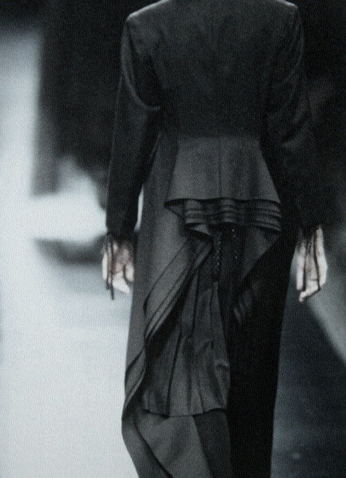 Archillect ID 98930