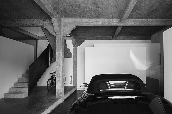 Archillect ID 103377
