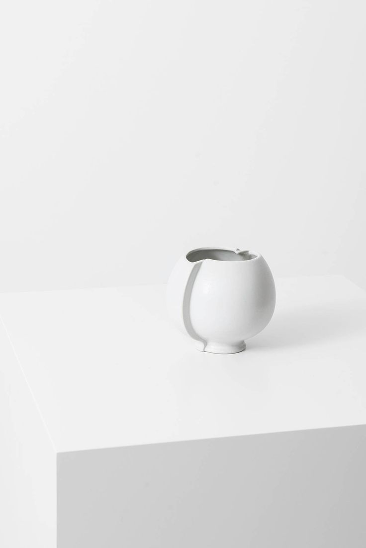 Archillect ID 104584