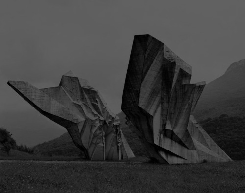 Archillect ID 104690