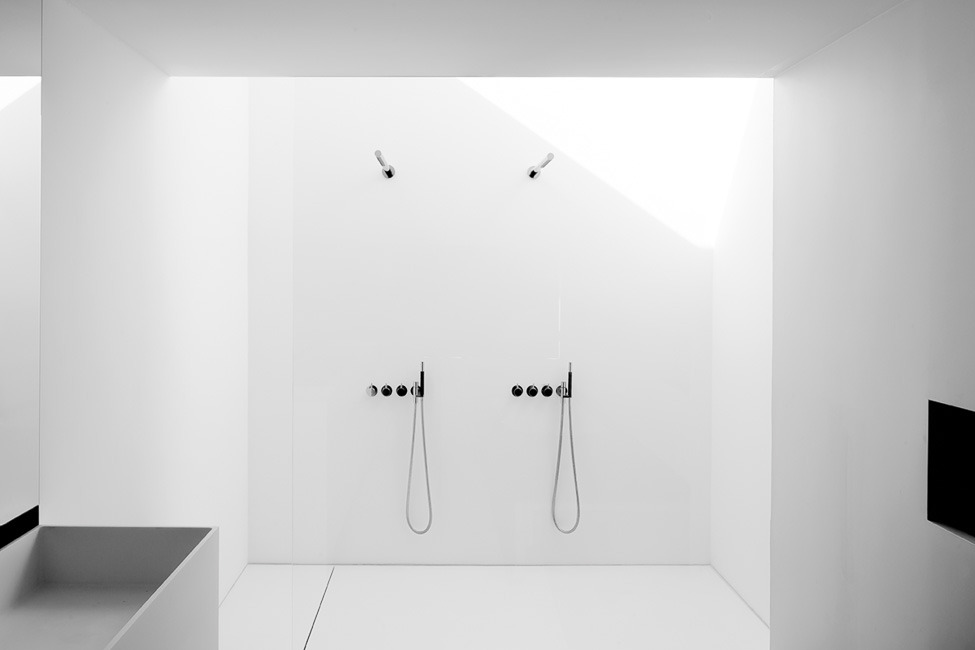 Archillect ID 105318