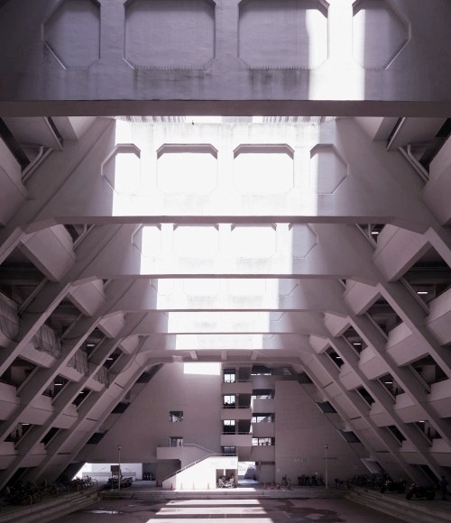 Archillect ID 105541