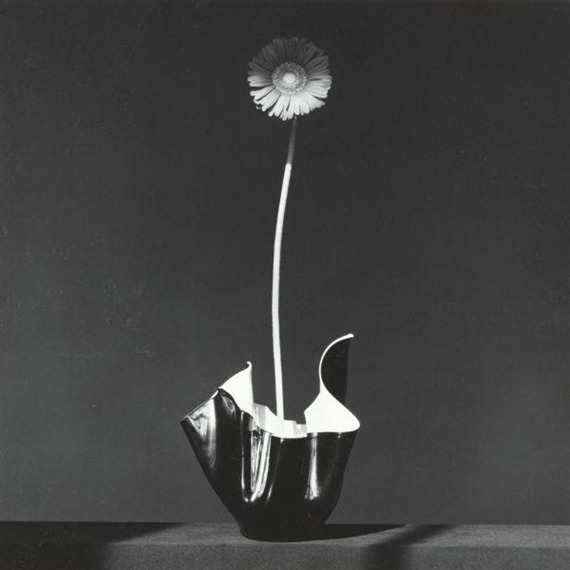 Archillect ID 105619