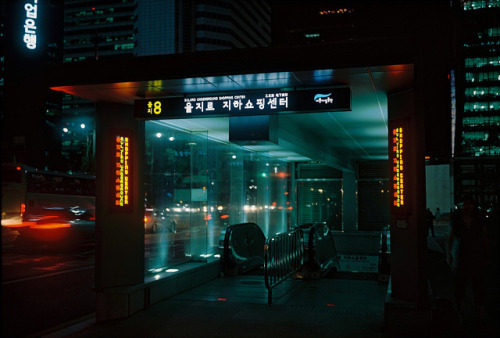 Archillect ID 106902