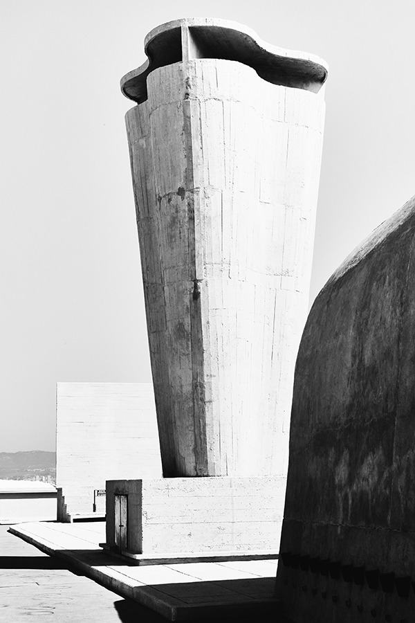 Archillect ID 107529