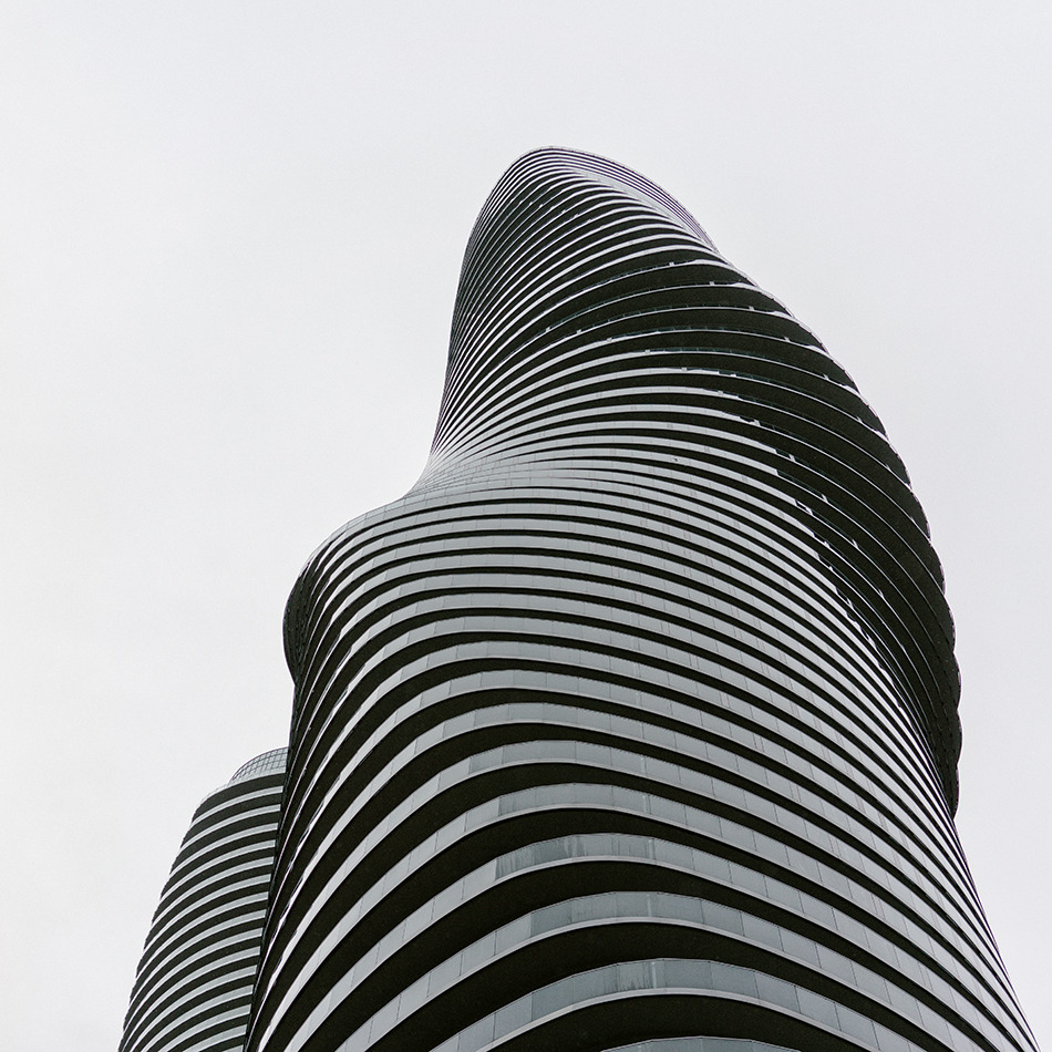Archillect ID 109697