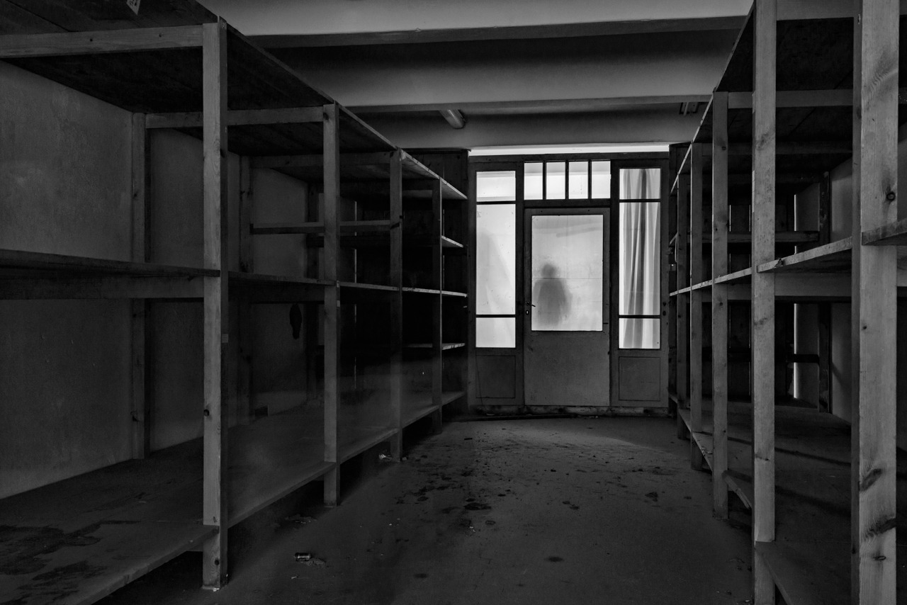 Archillect ID 110742