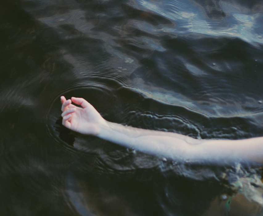 Archillect ID 111195