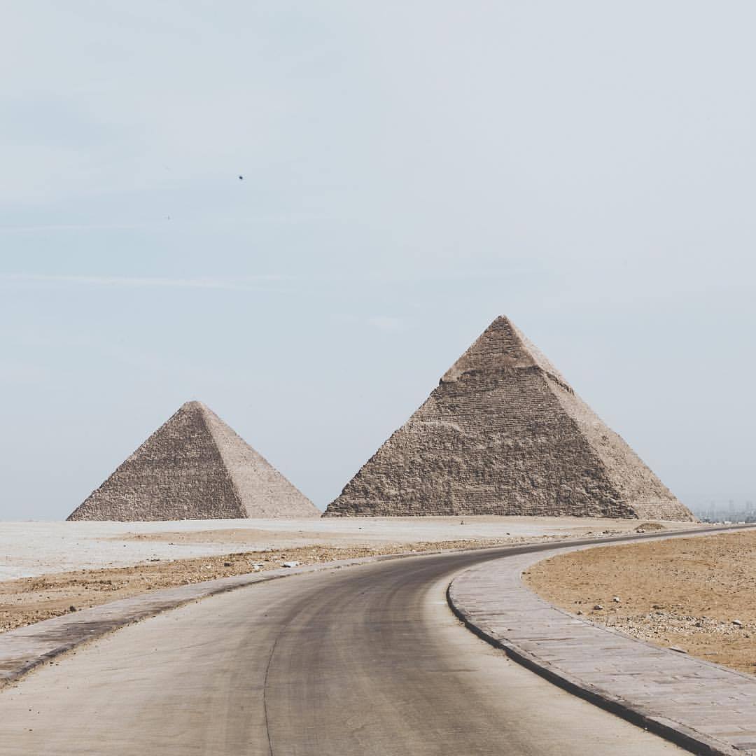 Archillect ID 111491