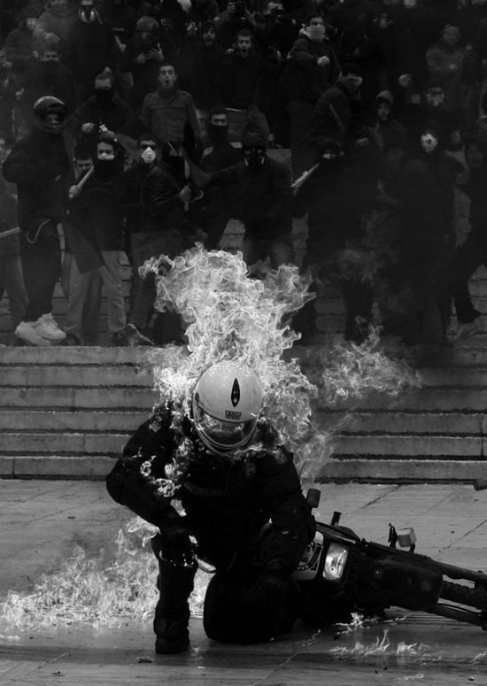 Archillect ID 111498