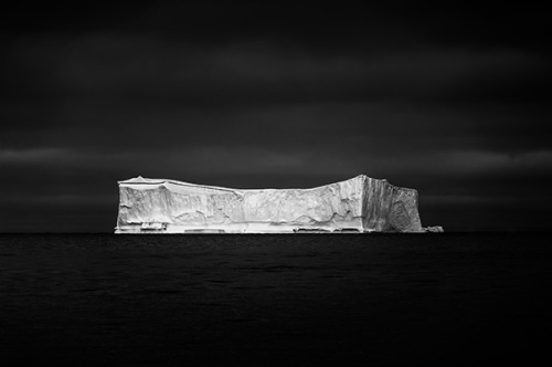 Archillect ID 111693