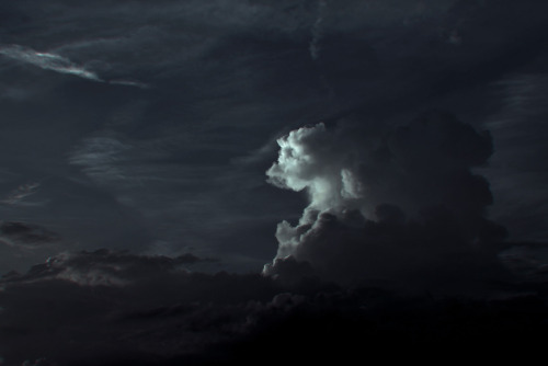 Archillect ID 112677
