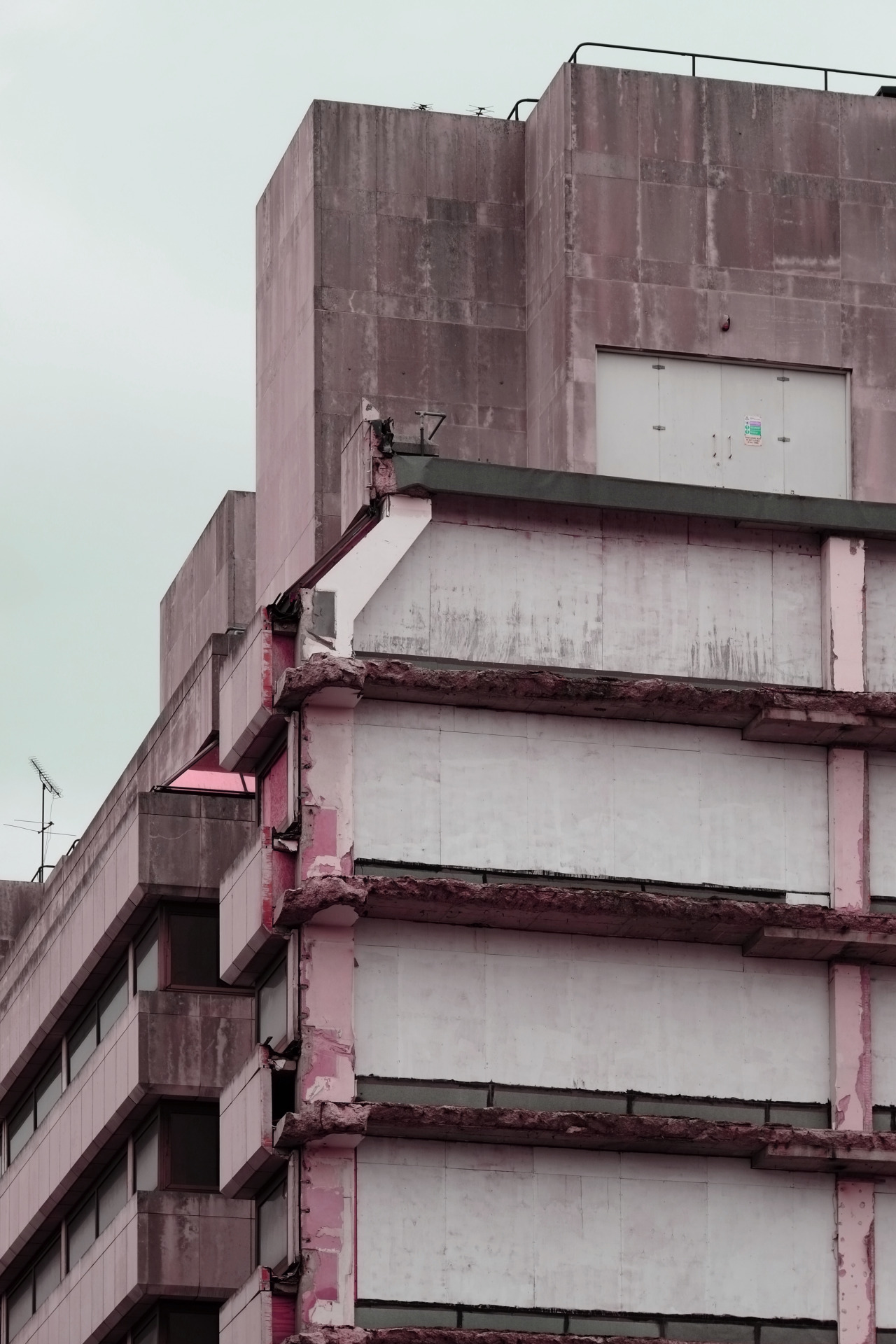Archillect ID 112712