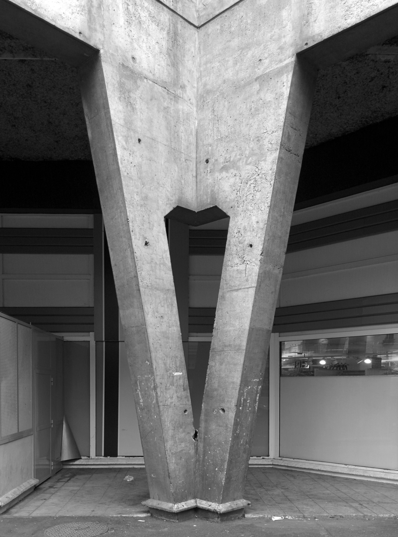 Archillect ID 112990