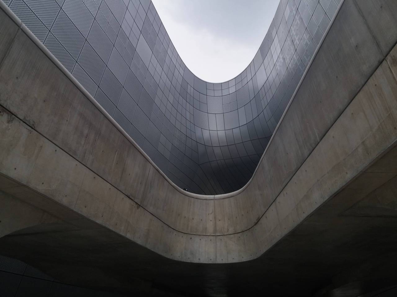 Archillect ID 113587