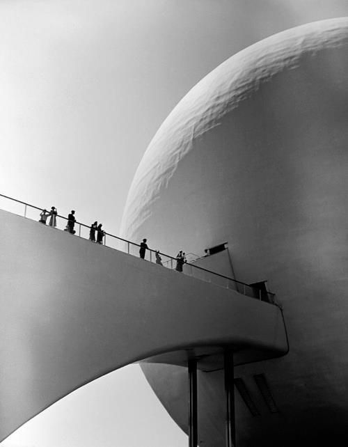 Archillect ID 114575