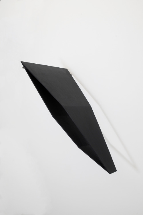 Archillect ID 115373