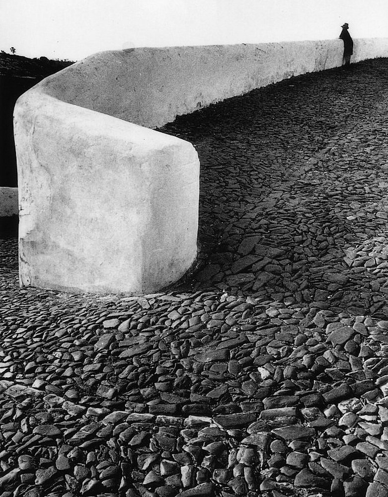 Archillect ID 117277