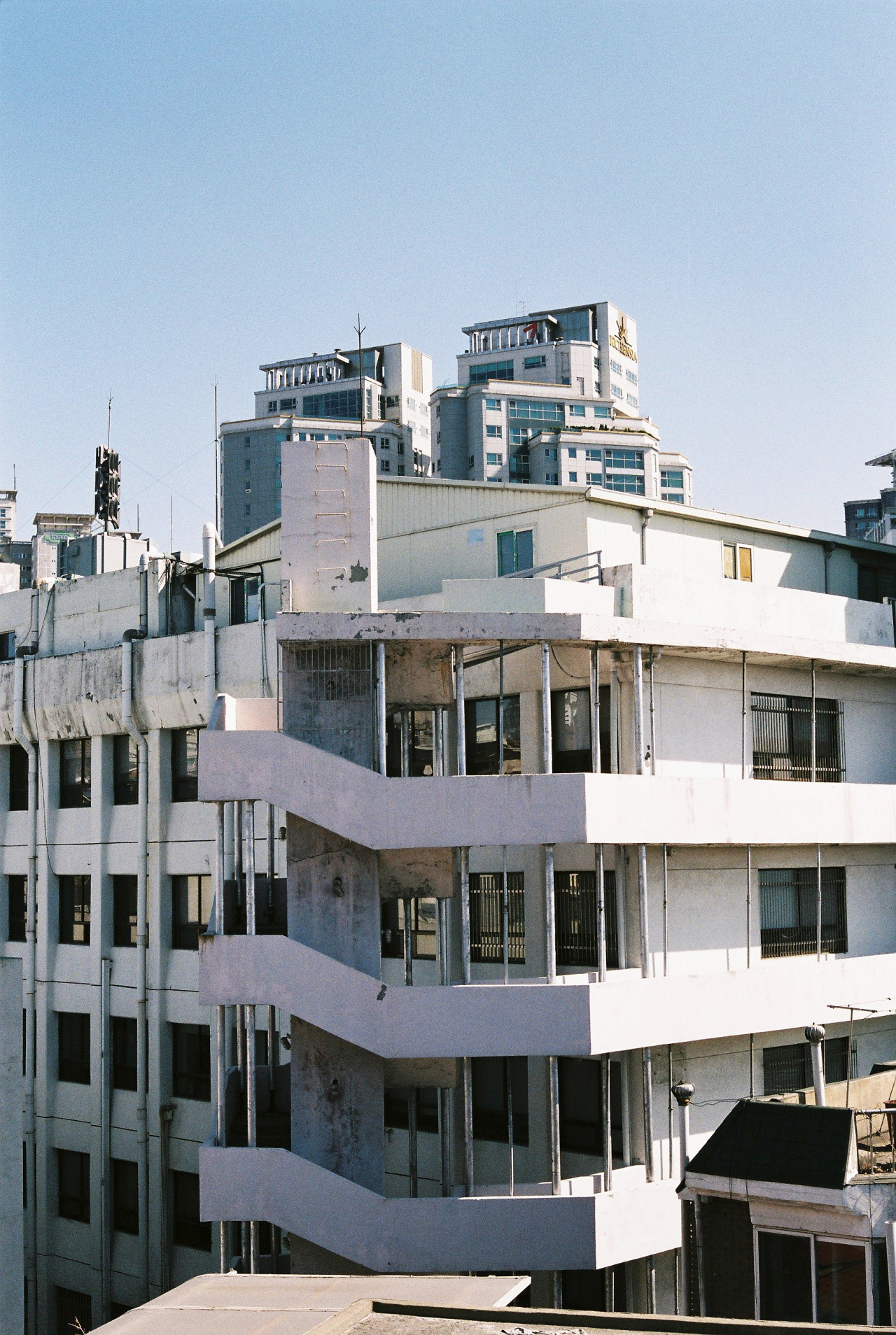 Archillect ID 117925