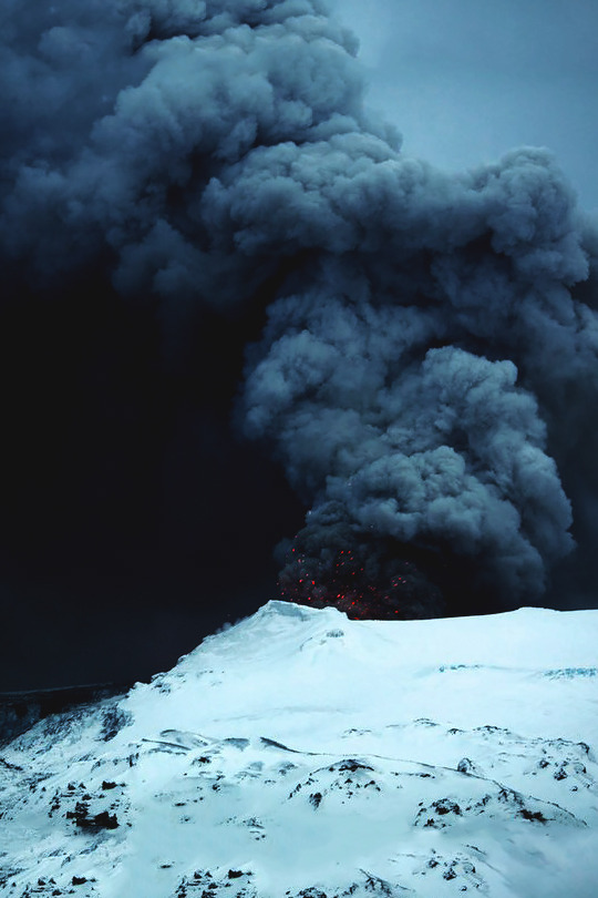 Archillect ID 118300