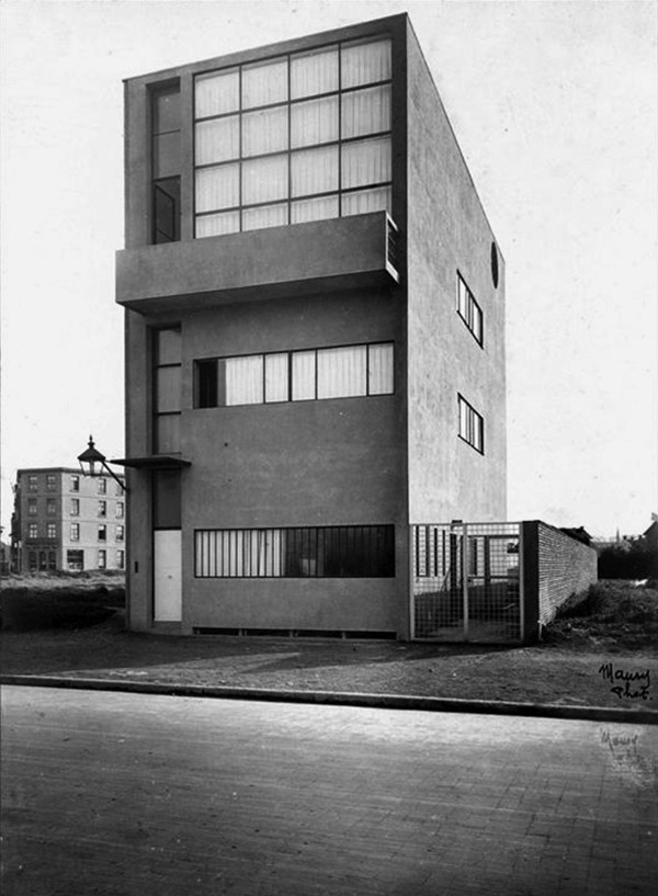 Archillect ID 119993