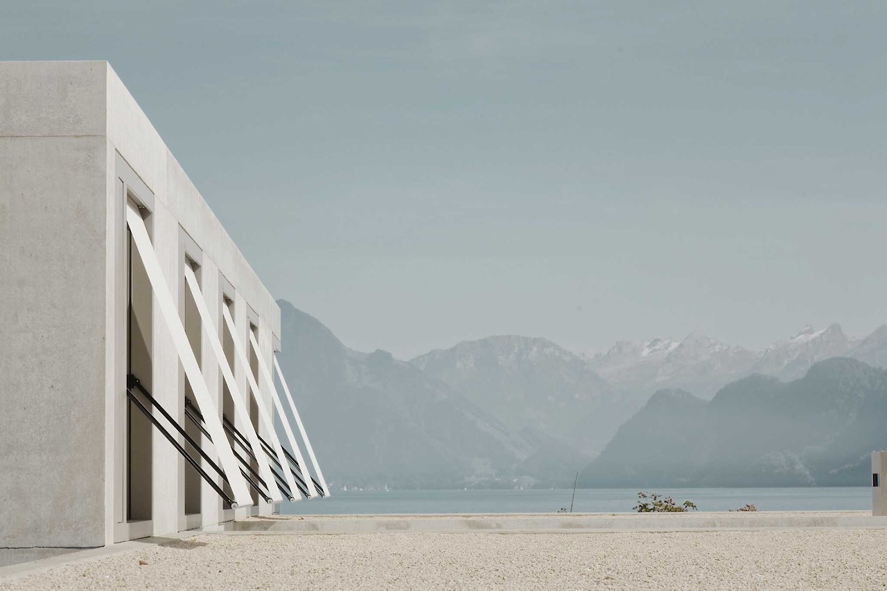 Archillect ID 122219