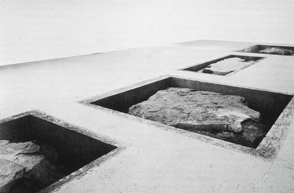Archillect ID 122715
