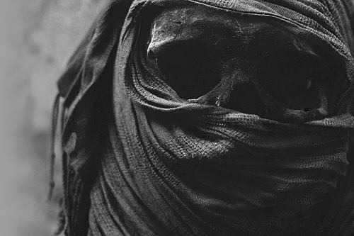 Archillect ID 122829