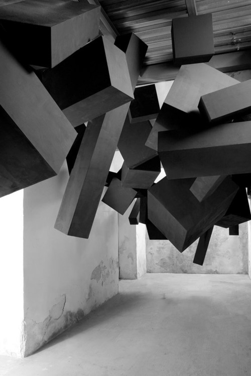 Archillect ID 125635