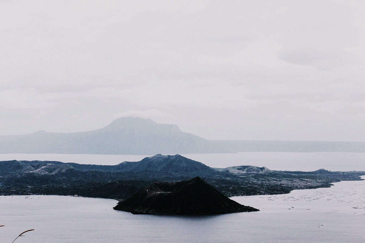 Archillect ID 125736