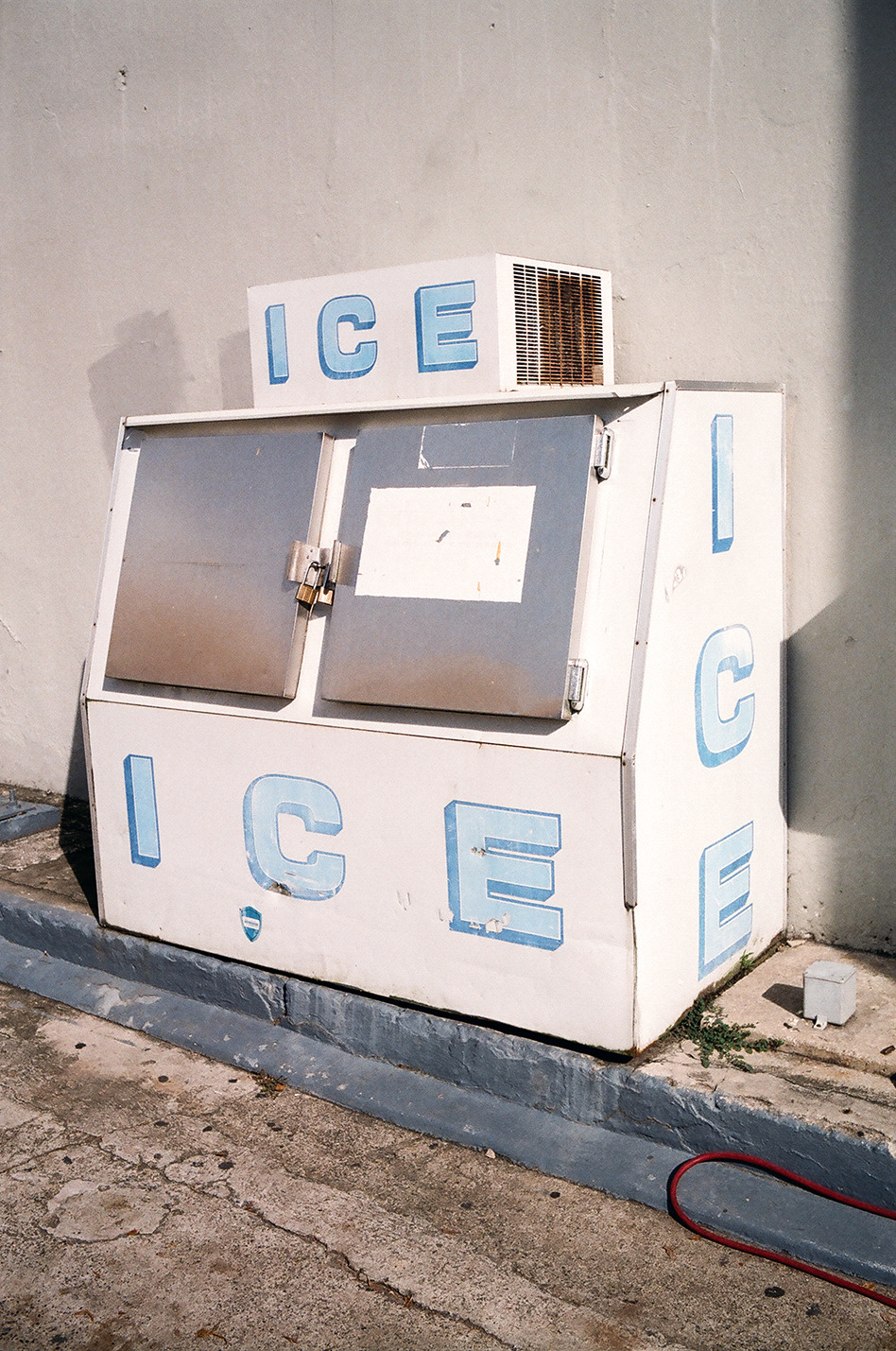 Archillect ID 126409