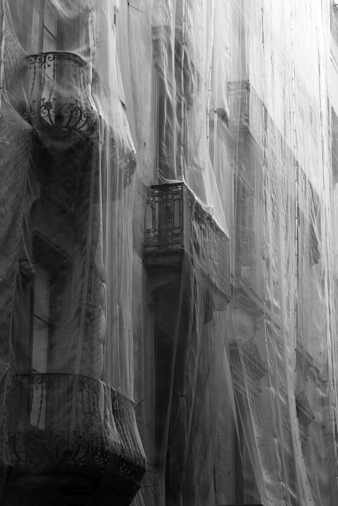 Archillect ID 126593