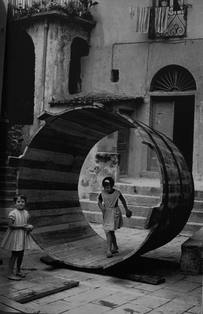 Archillect ID 127890