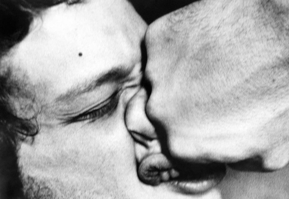 Archillect ID 128279