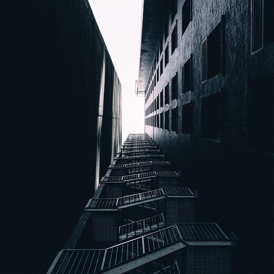 Archillect ID 129313
