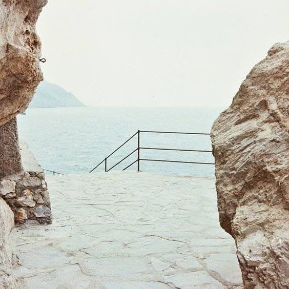 Archillect ID 130514