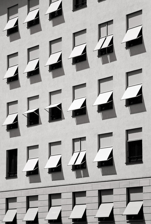 Archillect ID 131467
