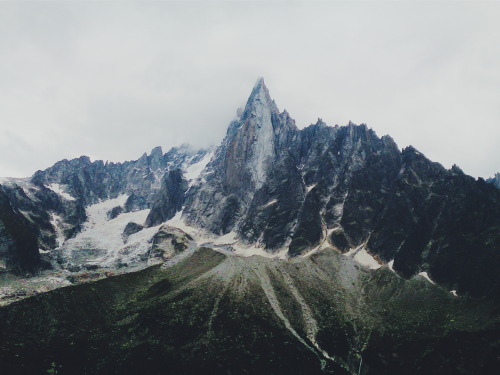 Archillect ID 132602