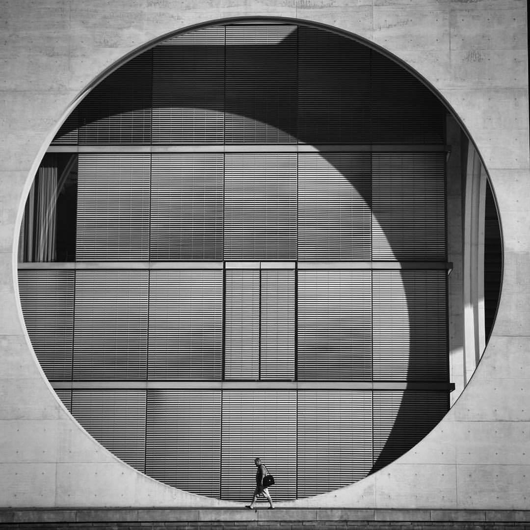 Archillect ID 132859