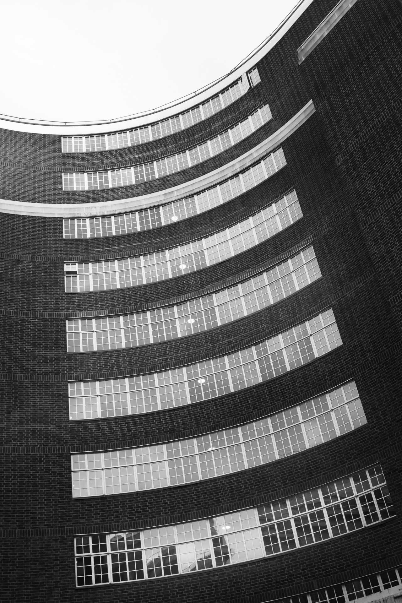 Archillect ID 137148