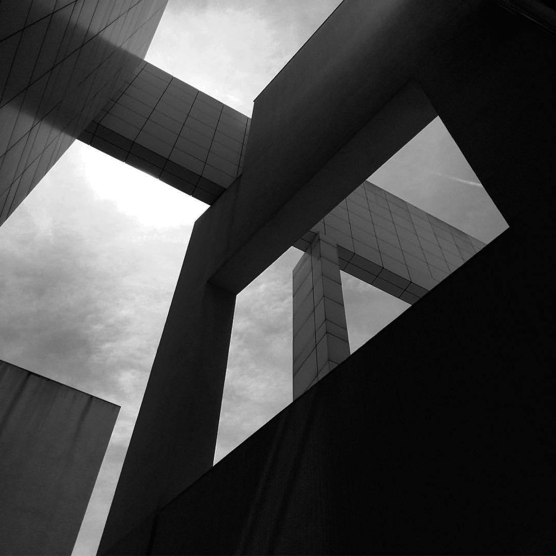 Archillect ID 137154
