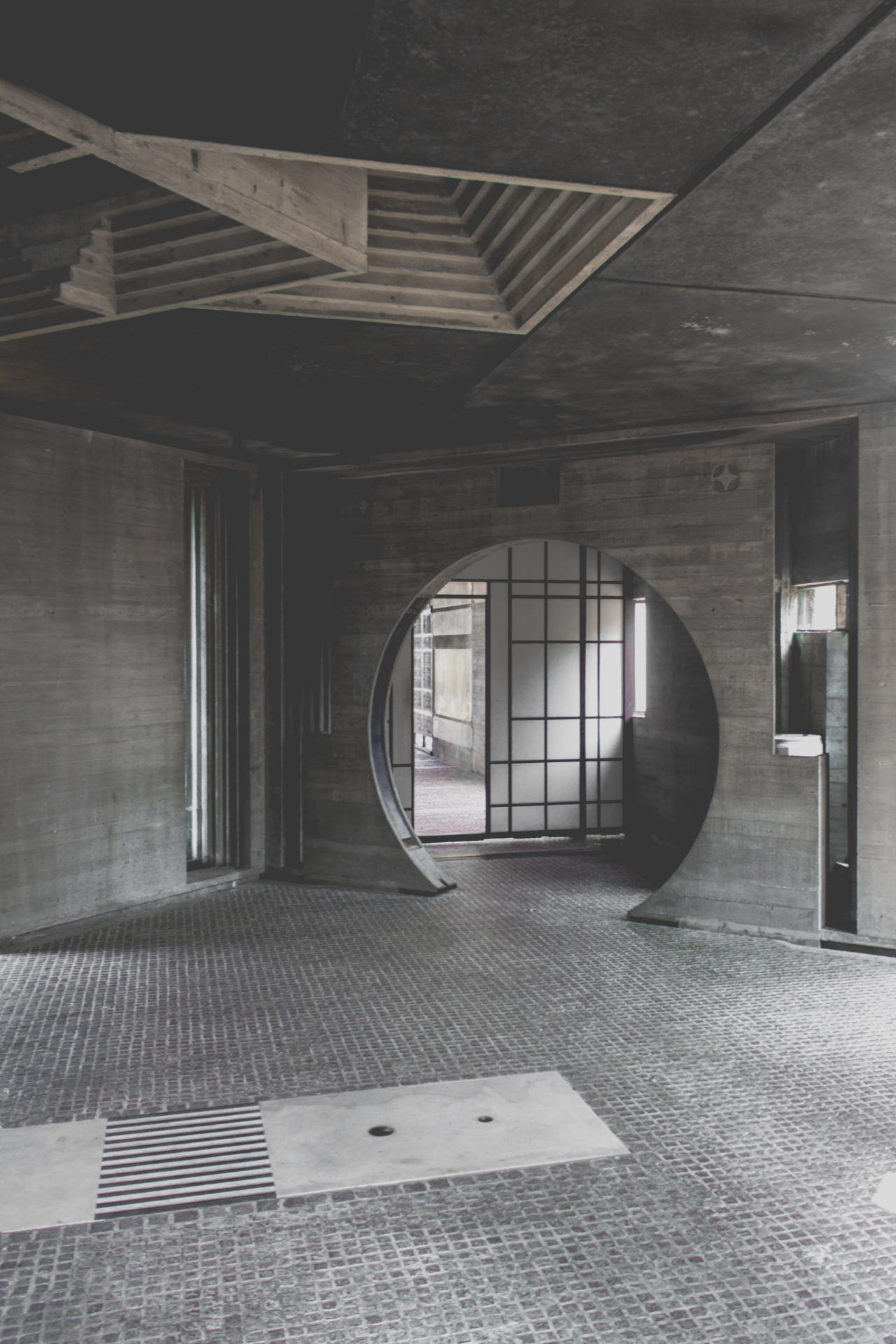 Archillect ID 137632