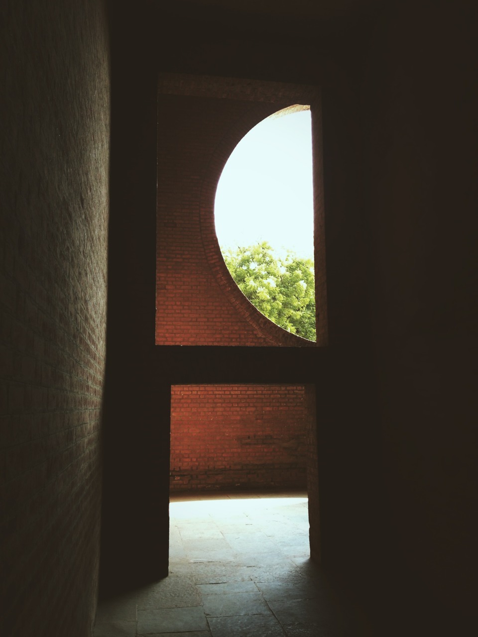 Archillect ID 140044