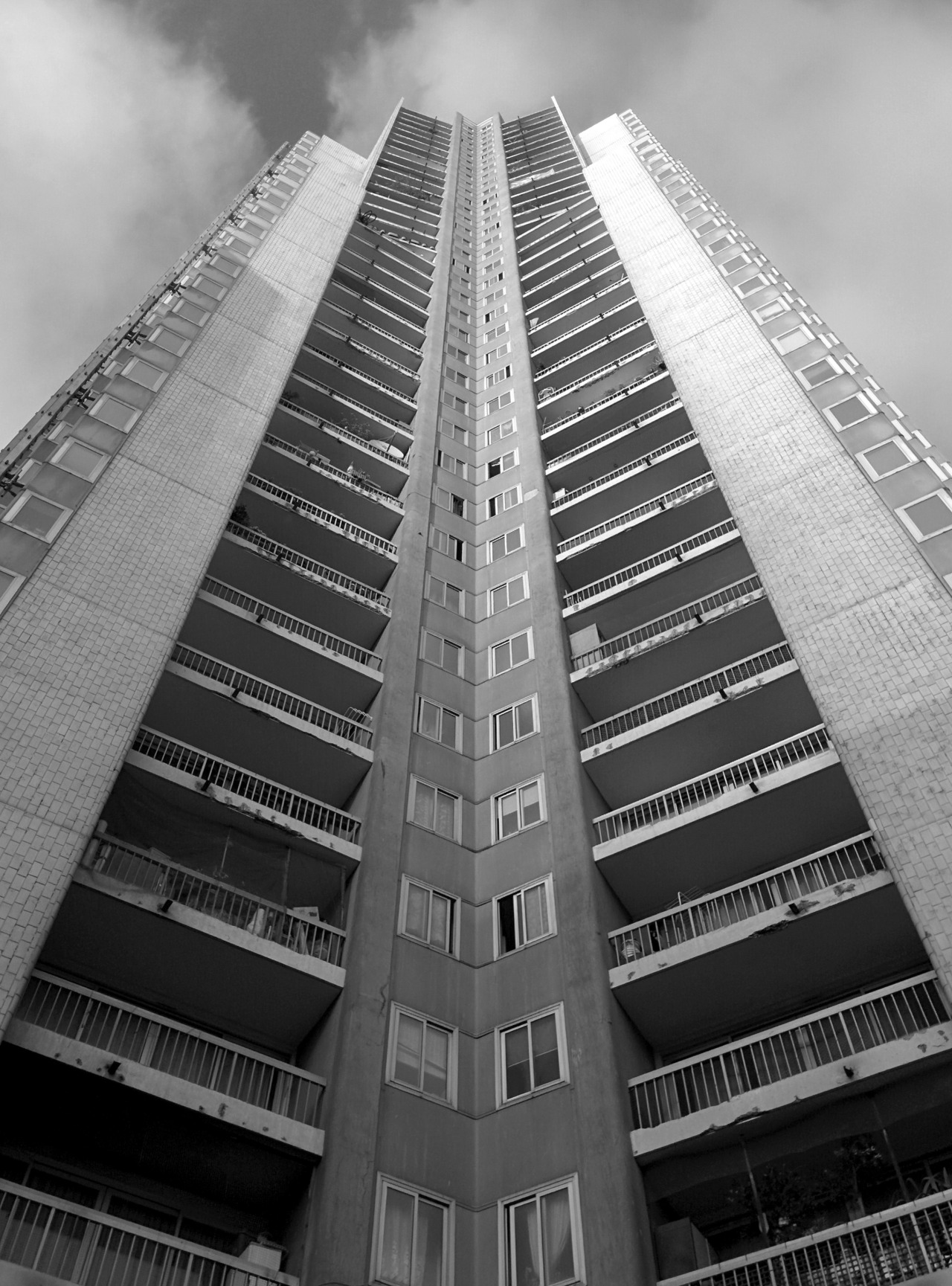 Archillect ID 140840