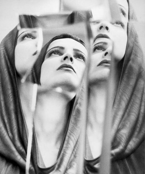Archillect Archive ID 141011