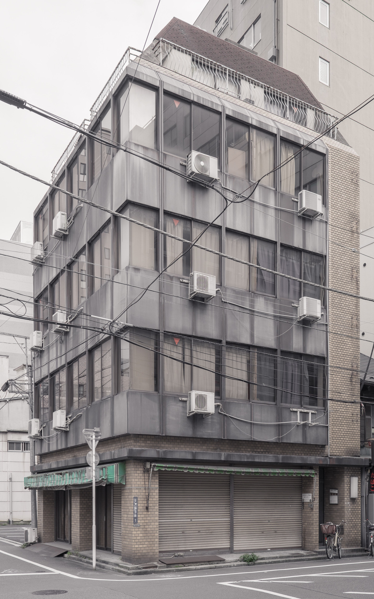 Archillect ID 142948