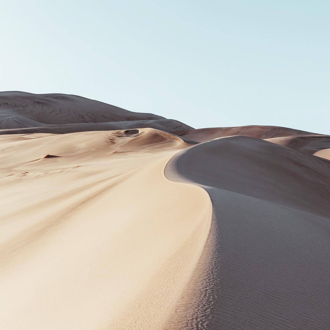 Archillect ID 144100