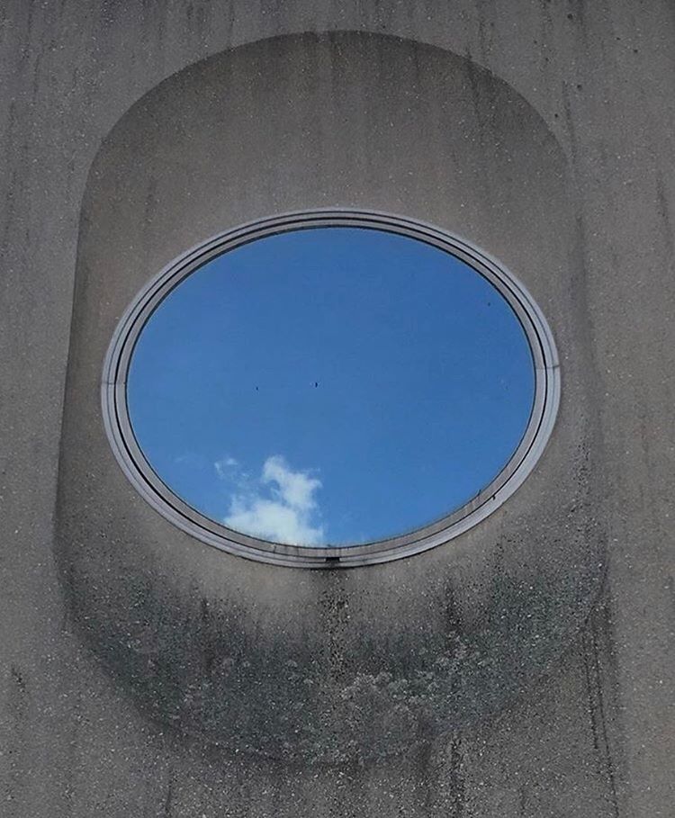 Archillect ID 144185